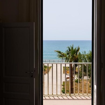 Sea Beach Pozzallo Exterior foto